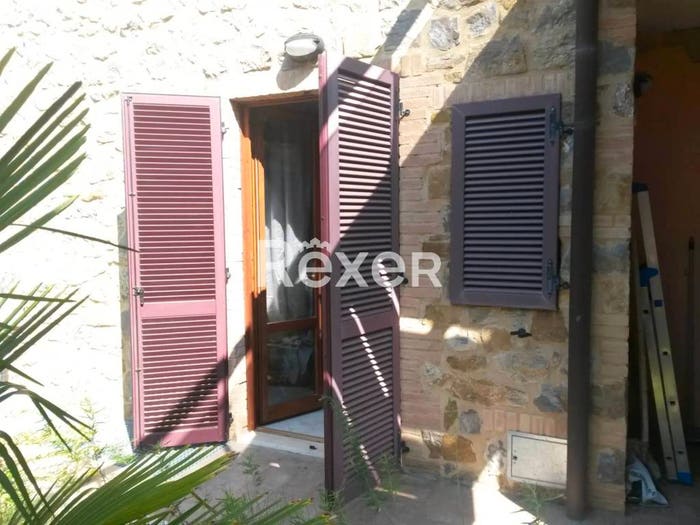 Appartamento bilocale in vendita in Via due Giugno, Casole d'Elsa
