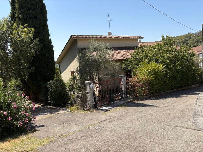 Casa trilocale in vendita in Fornole, Amelia