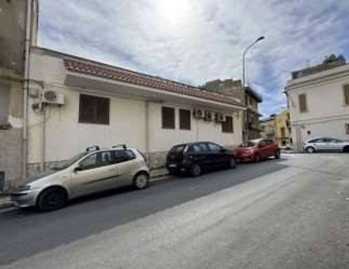 Appartamento con 6 locali in vendita in Via del Pozzo, Aspra, Bagheria