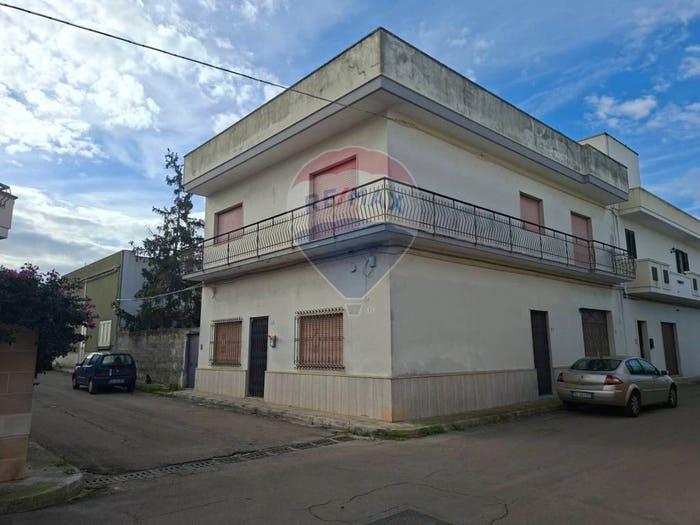 Casa con 5 locali in vendita in Via Filippo Corridoni Via Giovanni XXIII, Centro, Neviano