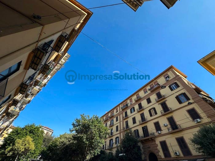 Appartamento trilocale in vendita in Vico Pergola a Sant'Antonio Abate, Tribunali, Napoli