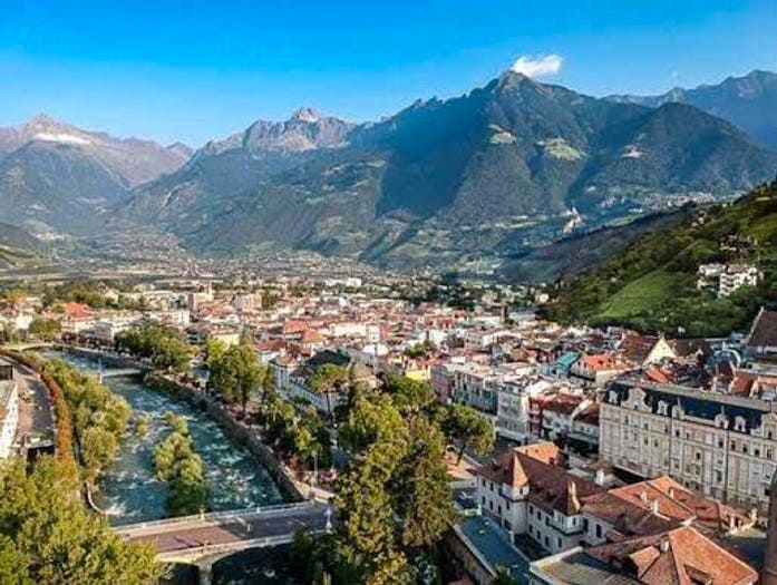 Casa con 6 locali in vendita in Centro, Merano