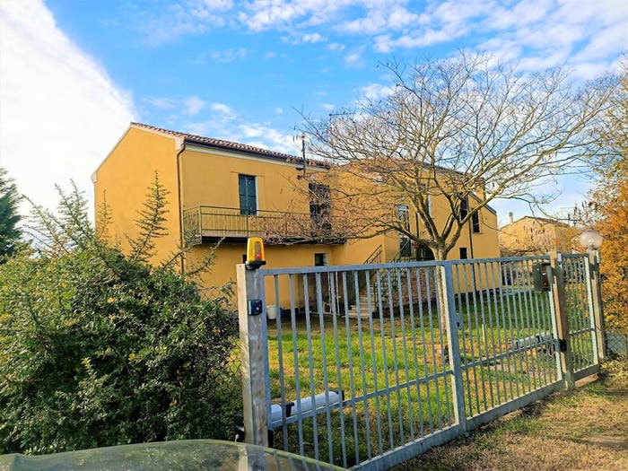 Casa con 6 locali in vendita in Località Ca' Garzoni, Centro, Adria