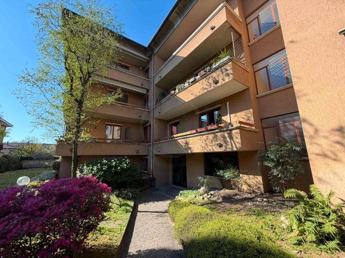 Appartamento trilocale in vendita in Via Maurice Ravel, Cazzaniga Ospedale, Monza