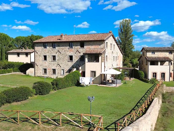 Casa quadrilocale in vendita in Viale Vittorio Emanuele Orlando, Centro, Città di Castello