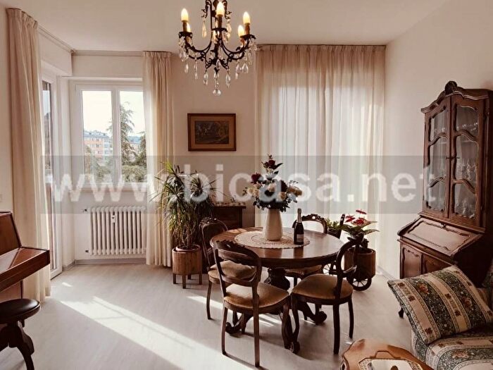Appartamento con 5 locali in vendita in Via Salvatore Talevi, Pantano, Pesaro