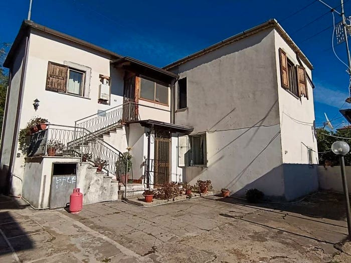 Casa con 5 locali in vendita in Via Olmello, Centro, Minturno