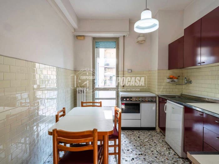 Appartamento trilocale in vendita in Via Giuliano da Majano, Centro, Macerata