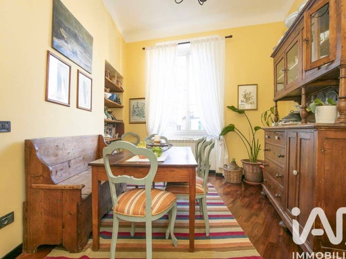 Appartamento con 5 locali in vendita in Via Garibaldi, Maddalena, Genova