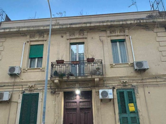 Casa con 5 locali in vendita in Via Ghibellina, Battisti Avignone, Messina