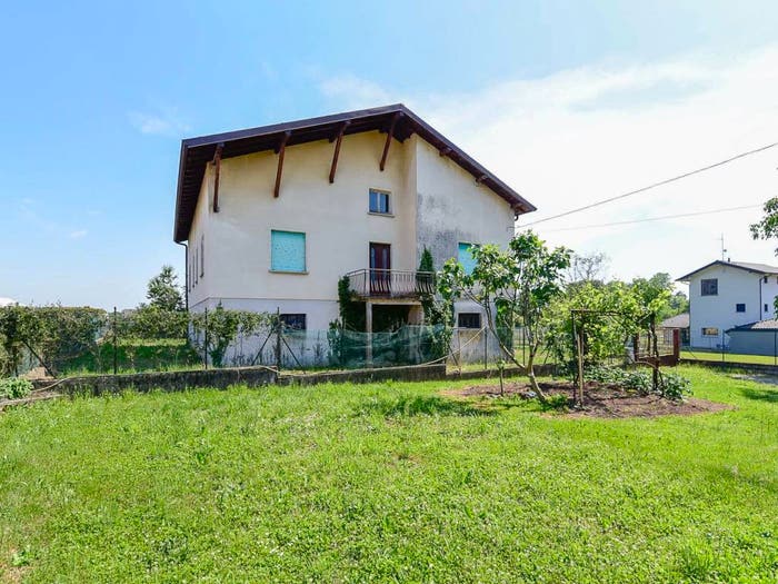 Casa con 6 locali in vendita in Via Brella, Cagno, Solbiate con Cagno