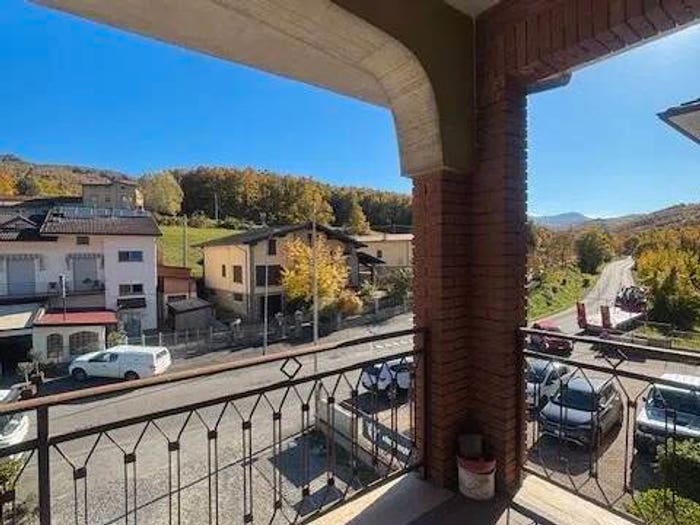 Appartamento quadrilocale in vendita in Via Don Sala, Centro, Farini