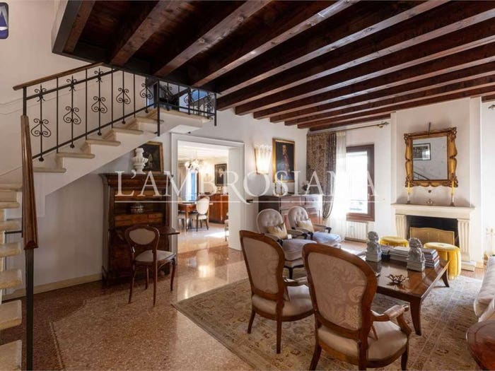 Appartamento con 6 locali in vendita in Piazze Duomo, Padova
