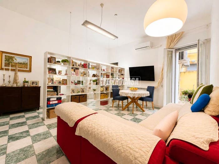 Appartamento quadrilocale in vendita in Via Gaetano Donizetti, San Benedetto, Cagliari
