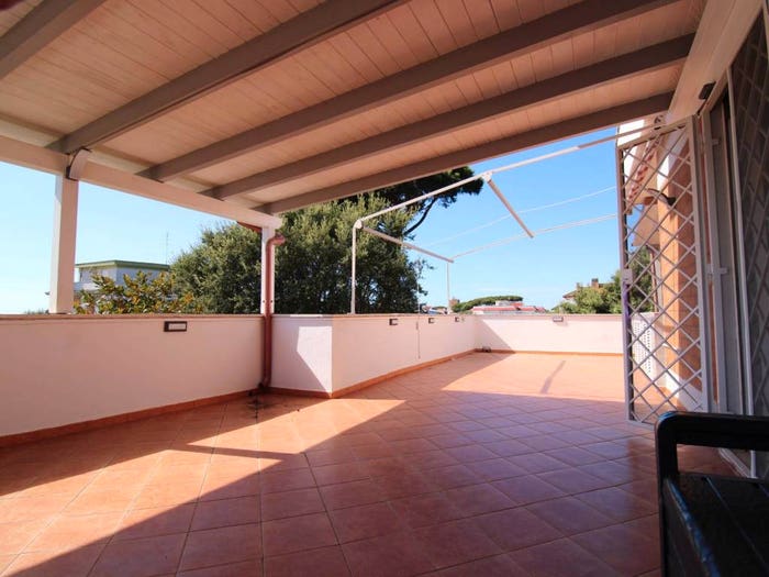 Casa trilocale in vendita in Via del Tridente, Lavinio Mare, Anzio