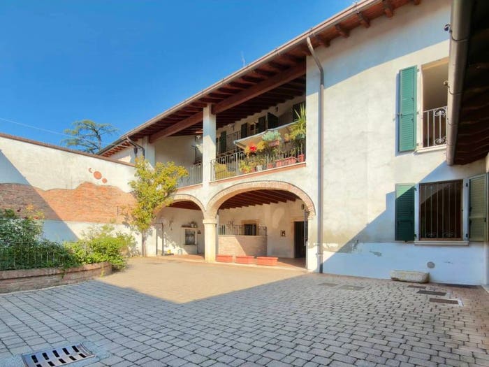 Casa quadrilocale in vendita in Via Roma, Bovezzo