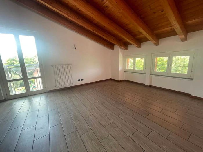 Casa trilocale in vendita in Viale Caduti, Centro, Binago