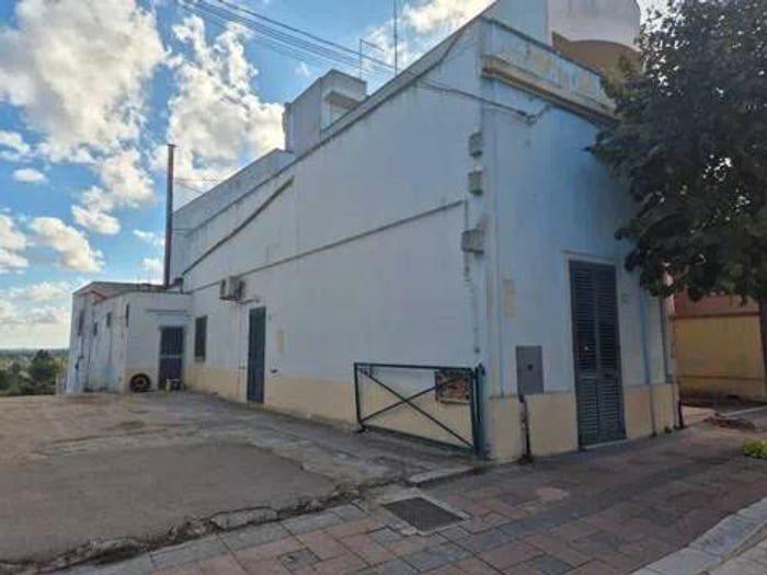 Casa quadrilocale in vendita in Via Roma, Centro, Neviano