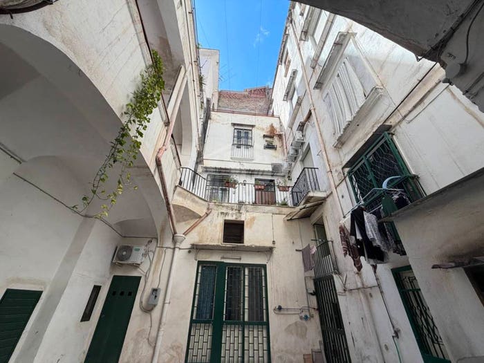 Appartamento bilocale in vendita in Vico Purgatorio Ad Arco, Centro Storico, Napoli