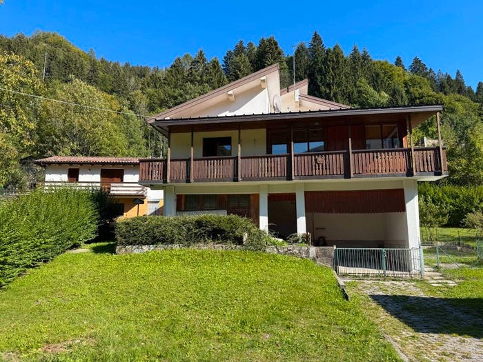 Casa con 6 locali in vendita in Via Giobatta Unfer, Casali Sega I, Paluzza