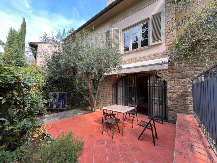 Appartamento bilocale in affitto in Via della Villa, Firenze Nova, Firenze