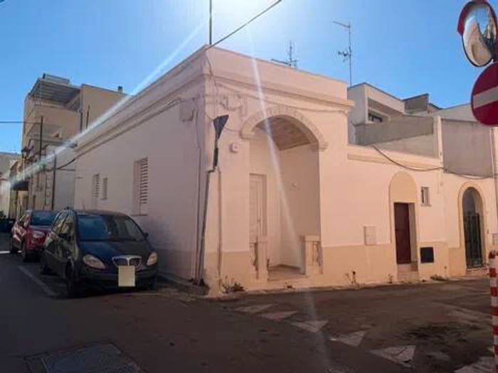 Casa quadrilocale in vendita in Via G Pisanelli, Casarano