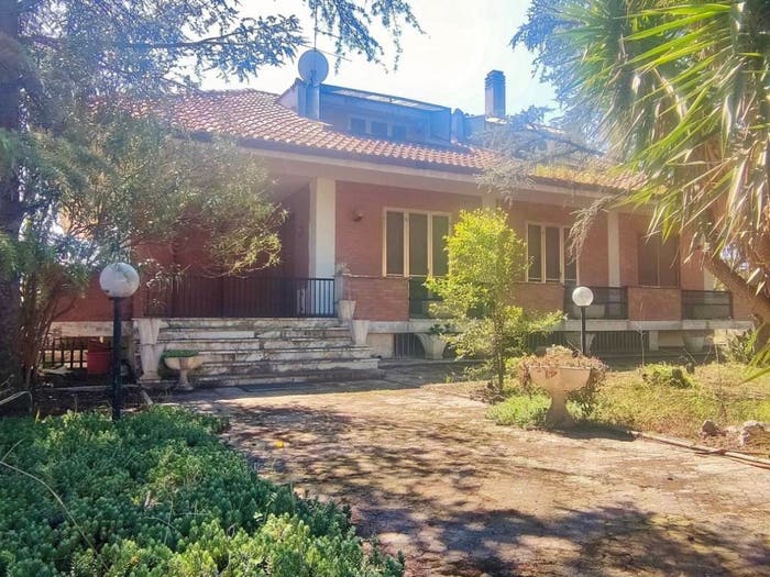 Casa quadrilocale in vendita in Viale degli Aviatori, Tribunale Carmine Nuovo, Foggia