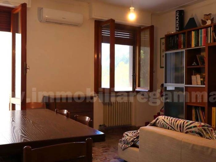 Appartamento con 6 locali in vendita in Via Giovanni Battisti Niccolini, Centro, Chiusi