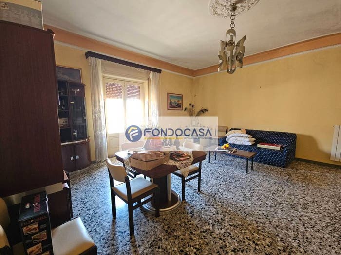 Appartamento con 6 locali in vendita in via vittorio emanuele, Cursi