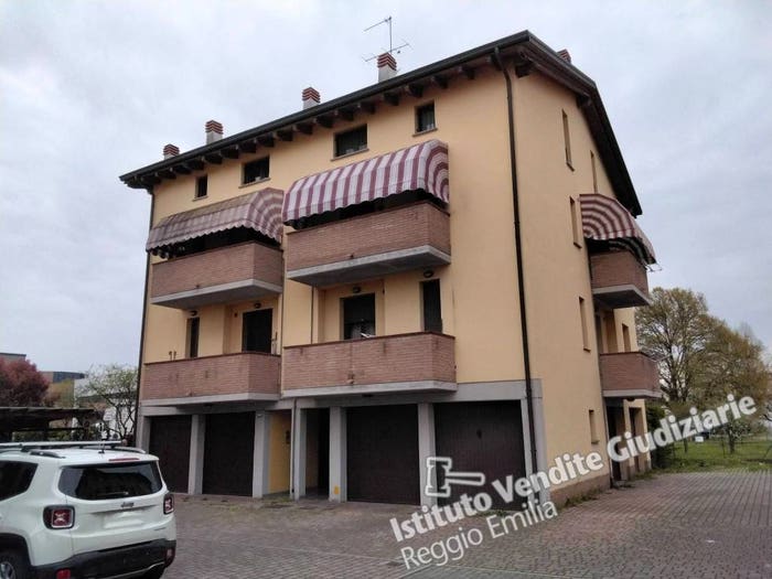 Appartamento trilocale in vendita in Via Gaetano Filangieri, Mancasale, Reggio Emilia