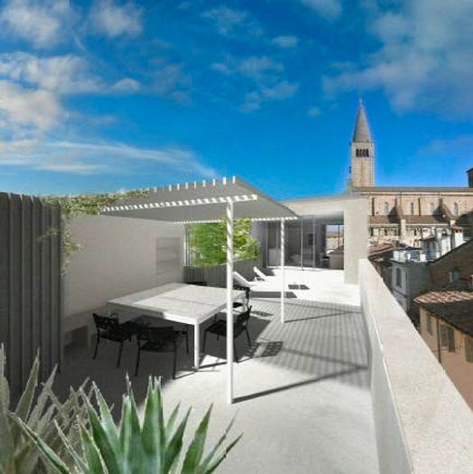 Casa quadrilocale in vendita in Via Umberto Pace, Centro Storico, Piacenza