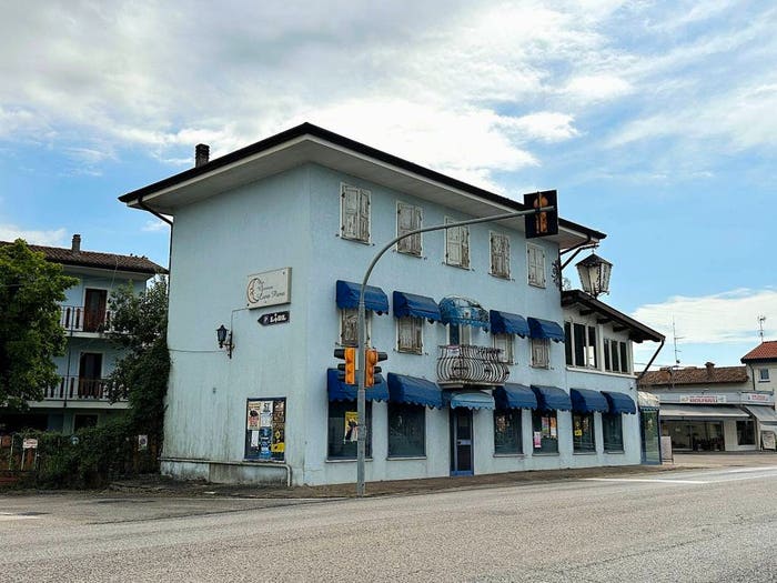 Casa con 6 locali in vendita in Viale Pontebbana, Centro, Cassacco