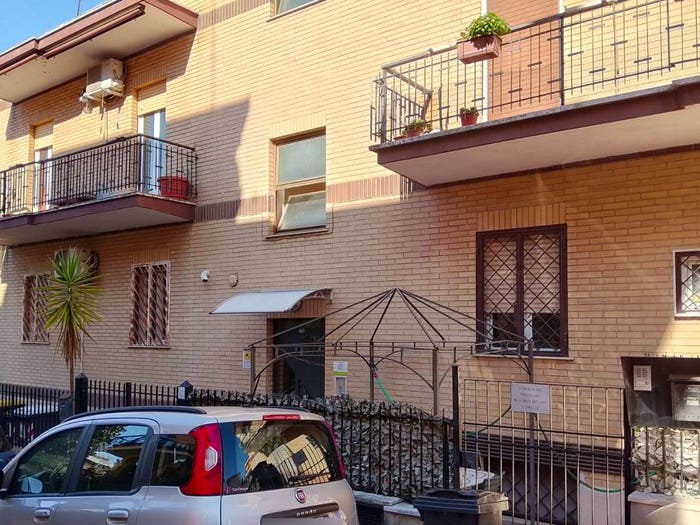 Appartamento trilocale in vendita in Via Tommaso Cellottini, Centro, Monterotondo