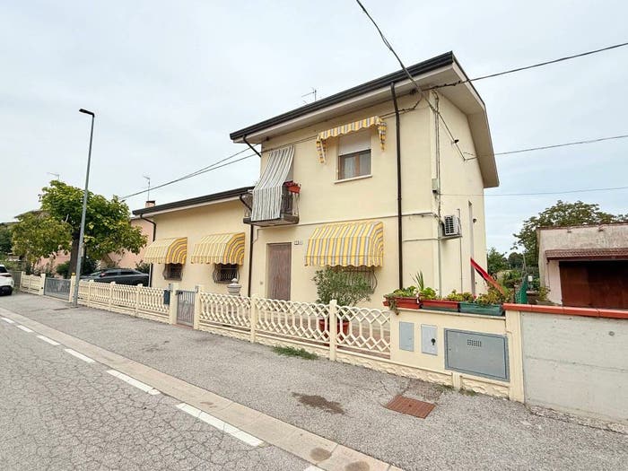 Appartamento trilocale in vendita in Via Settembre, Filo, Argenta