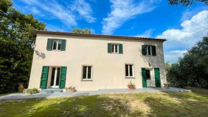 Casa con 6 locali in vendita in Via Il Monte, Crespina e Lorenzana