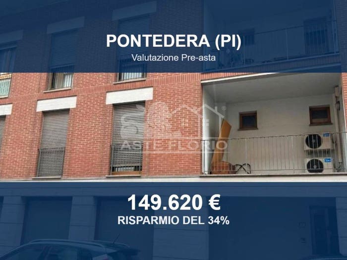 Appartamento con 6 locali in vendita in Via San Faustino, Centro, Pontedera