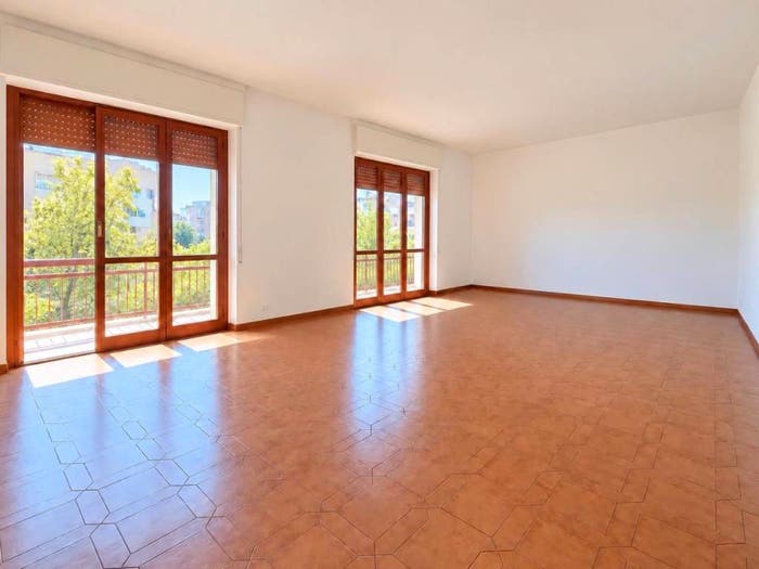 Appartamento quadrilocale in vendita in Via Francesco Petrarca, Centurano, Caserta