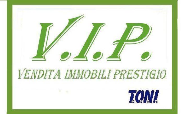 Appartamento con 6 locali in vendita in Serravalle Tinaia, Empoli