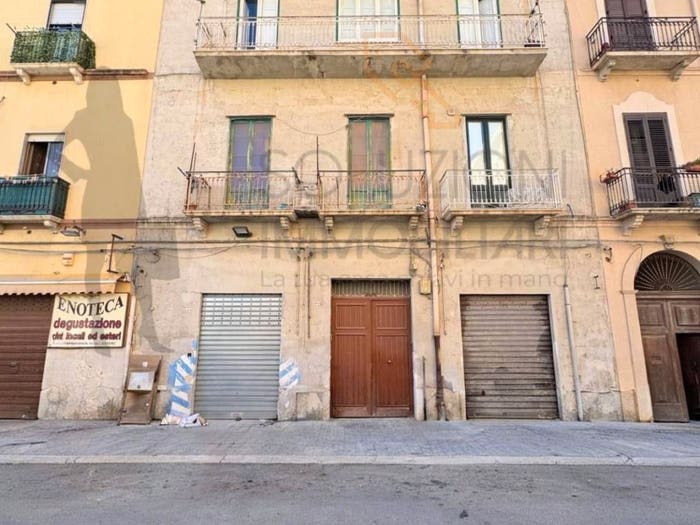 Appartamento con 5 locali in vendita in Via Vespri, Centro, Trapani