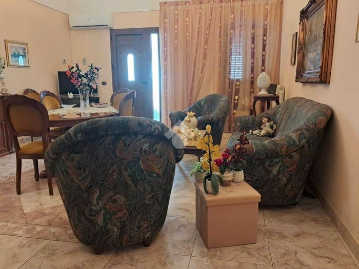 Casa con 5 locali in vendita in Centro, Pulsano