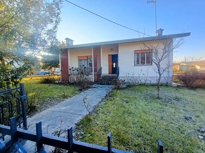 Casa trilocale in vendita in Via Silvio Pellico, Centro, Fiume Veneto