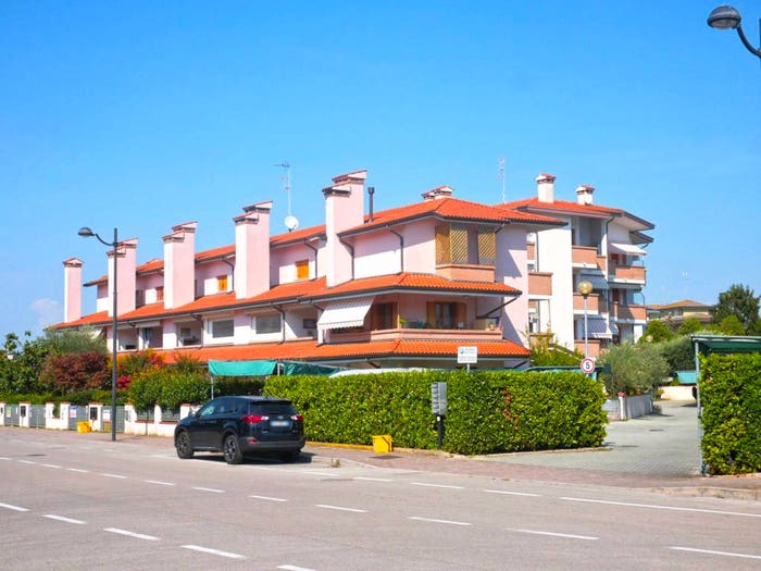 Appartamento trilocale in vendita in Via della Meridiana, Centro, Caorle