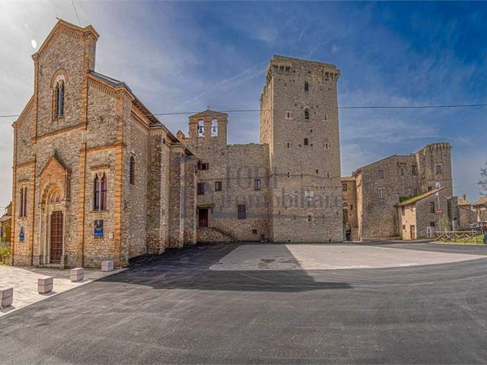 Appartamento con 6 locali in vendita in via torino Gualdo Cattaneo, Grutti, Gualdo Cattaneo