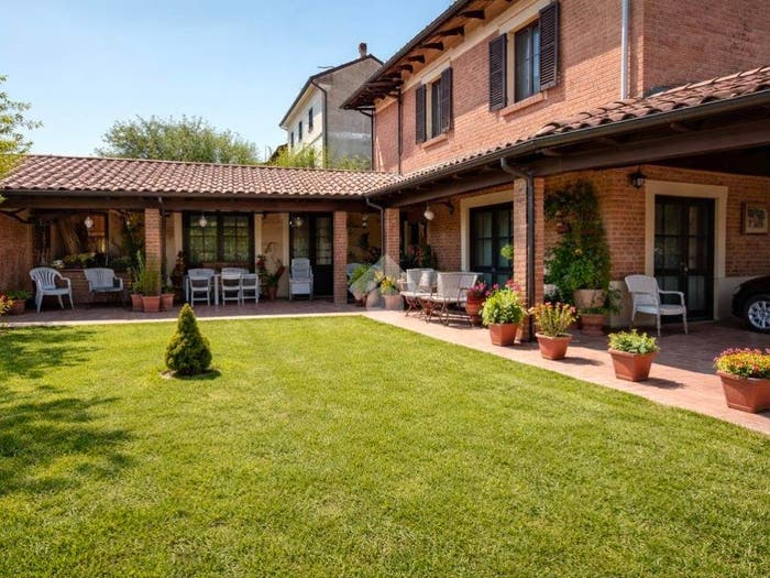 Casa quadrilocale in vendita in Via Monte Santo, Castellazzo Bormida