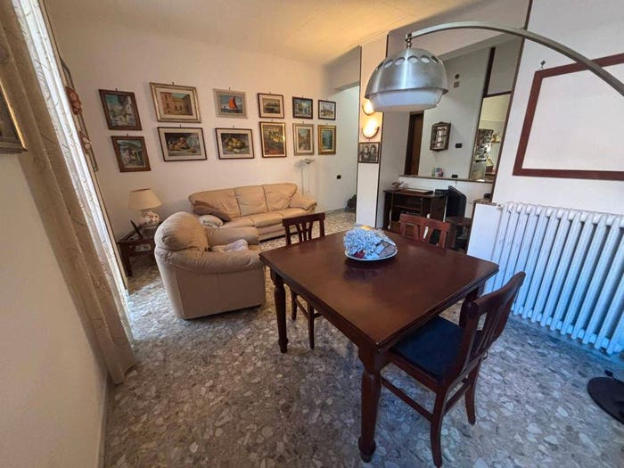 Appartamento trilocale in vendita in Via Francesco Grenet, Ostia Ponente, Roma