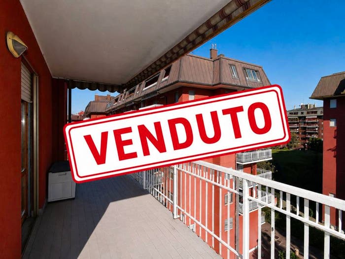 Appartamento trilocale in vendita in Via dei Caduti, Centro, Assago