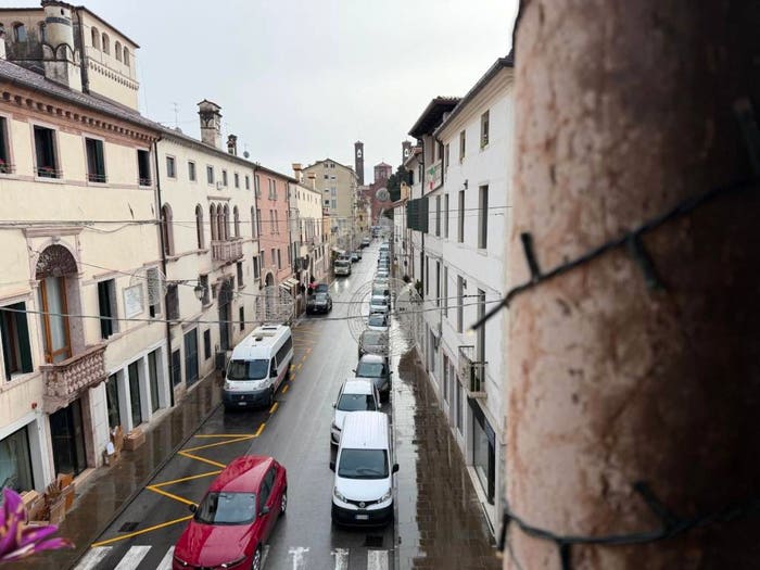 Appartamento con 6 locali in vendita in Via Bellavitis, Centro, Bassano del Grappa