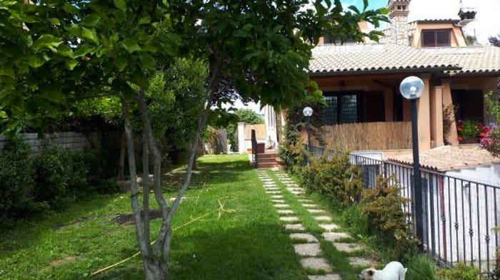 Casa quadrilocale in vendita in Via Passo dell'Allodola, Colle Del Fagiano, Capena