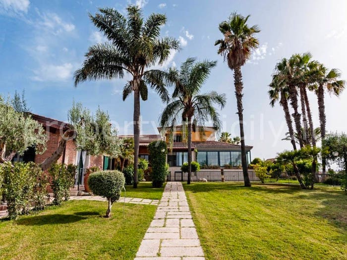 Casa con 6 locali in vendita in Centro, Ispica