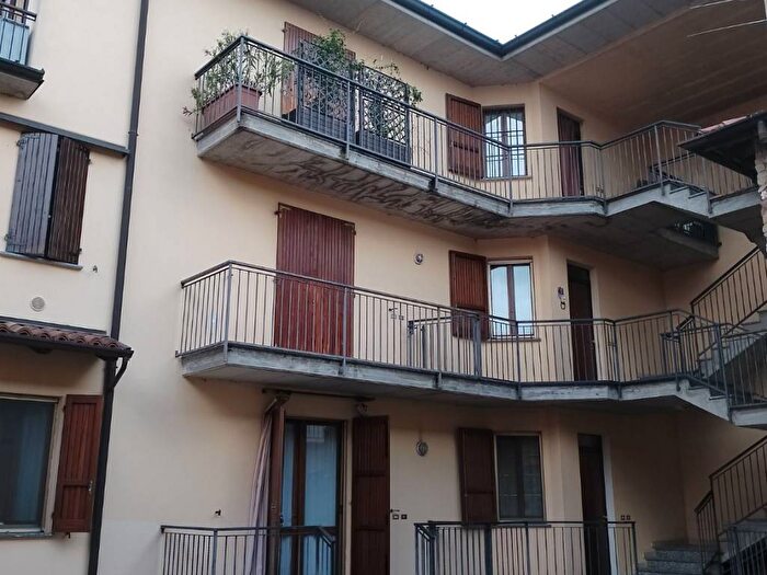 Appartamento bilocale in vendita in Via Giuseppe Mazzini, Centro, Castiglione d'Adda